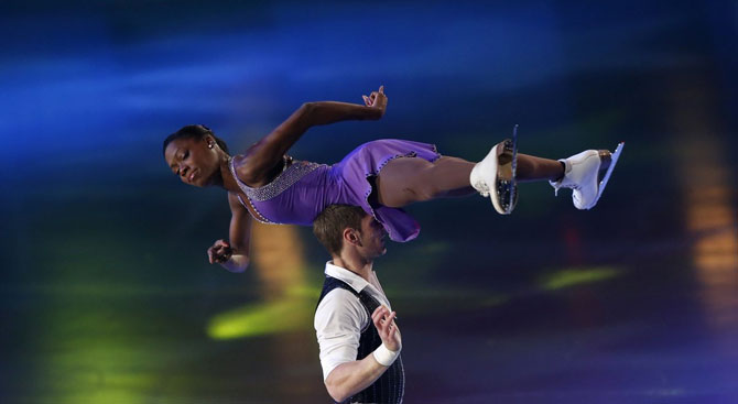 Яркий и забавных спорт 