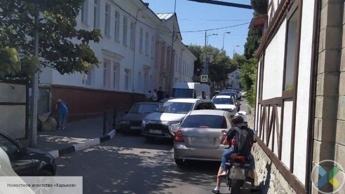Крым встал в километровых пробках из-за большого количества туристов