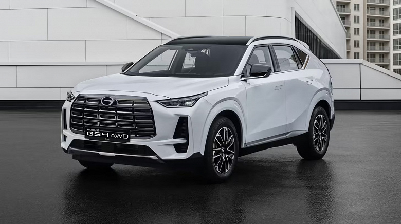 Замена Toyota RAV4 с мощным 2,0-литровым мотором, 8-ступенчатым «автоматом» и полным приводом. В России анонсирован новый GAC GS4