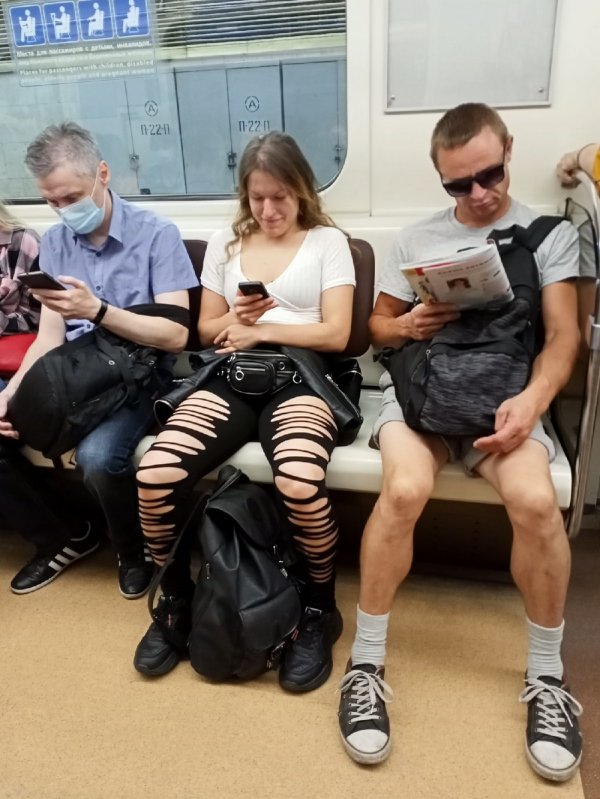 Модники и чудаки из метро