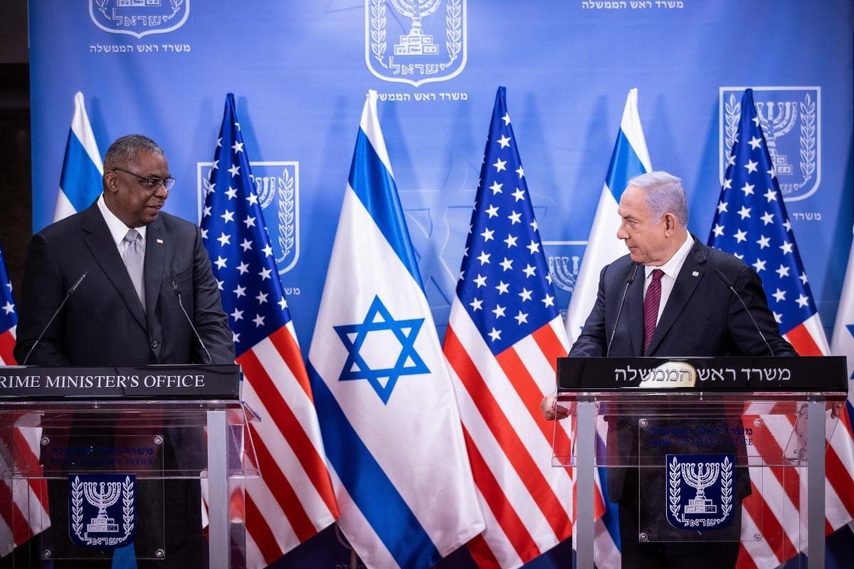 Министр обороны США Ллойд Остин и премьер-министр Израиля Беньямин Нетаньяху. Фото: Yonatan Sindel / Redux