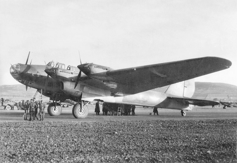 Тб-7 (Пе-8) СССР, авиация, бомбардировка, война, история, факты