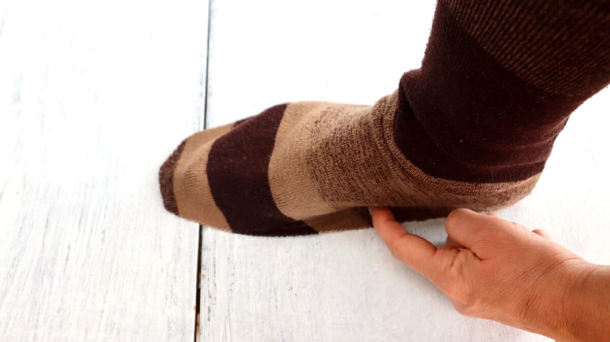 Теплая вещь на осень из старого свитера чтобы, часть, можно, изделие, носков, бумаги, вырезала, рукав, рукава, подошвы, изолон, внутри, носочка, свитера, булавками, будет, лучше, вывернула, точнееВерх, сколола