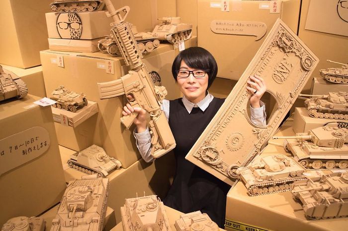 Японка никогда не выбрасывает картонные коробки: она находит им применение получше мастерство,новая жизнь старых вещей,творчество
