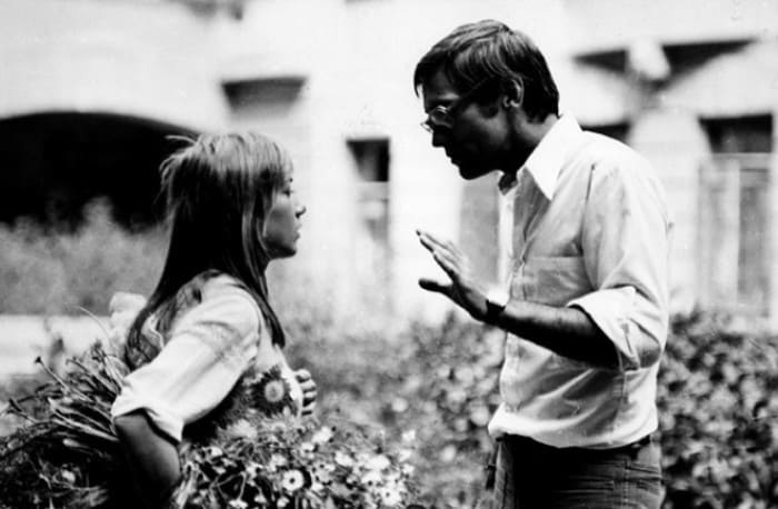 За кадром «Романса о влюбленных»: Роман на съемочной площадке, испытание славой, «Шербурские танки» За кадром «Романса о влюбленных»: Роман на съемочной площадке, испытание славой, «Шербурские танки» актриса,звезда,знакомство,кино и тв,наши звезды,фильм,шоубиz,шоубиз