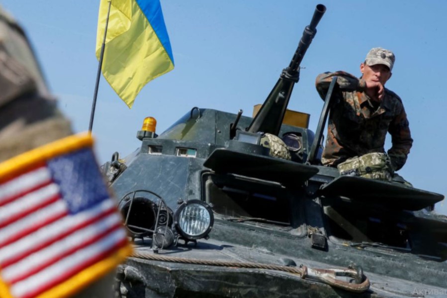 Обострение в Донбассе совпало с намерением США увеличить поставки оружия на Украину