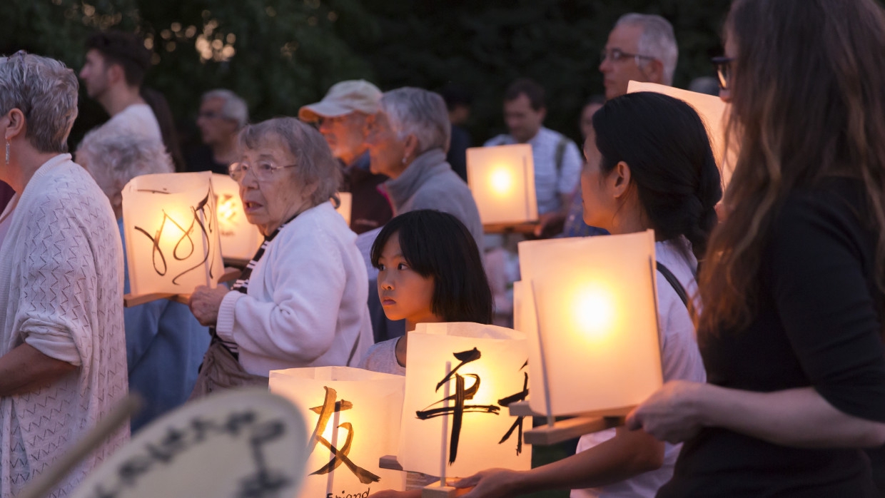 «Да это просто стыд»: японцы в ярости от своего премьера из-за речи о Хиросиме «Да это просто стыд»: японцы в ярости от своего премьера из-за речи о Хиросиме Общество