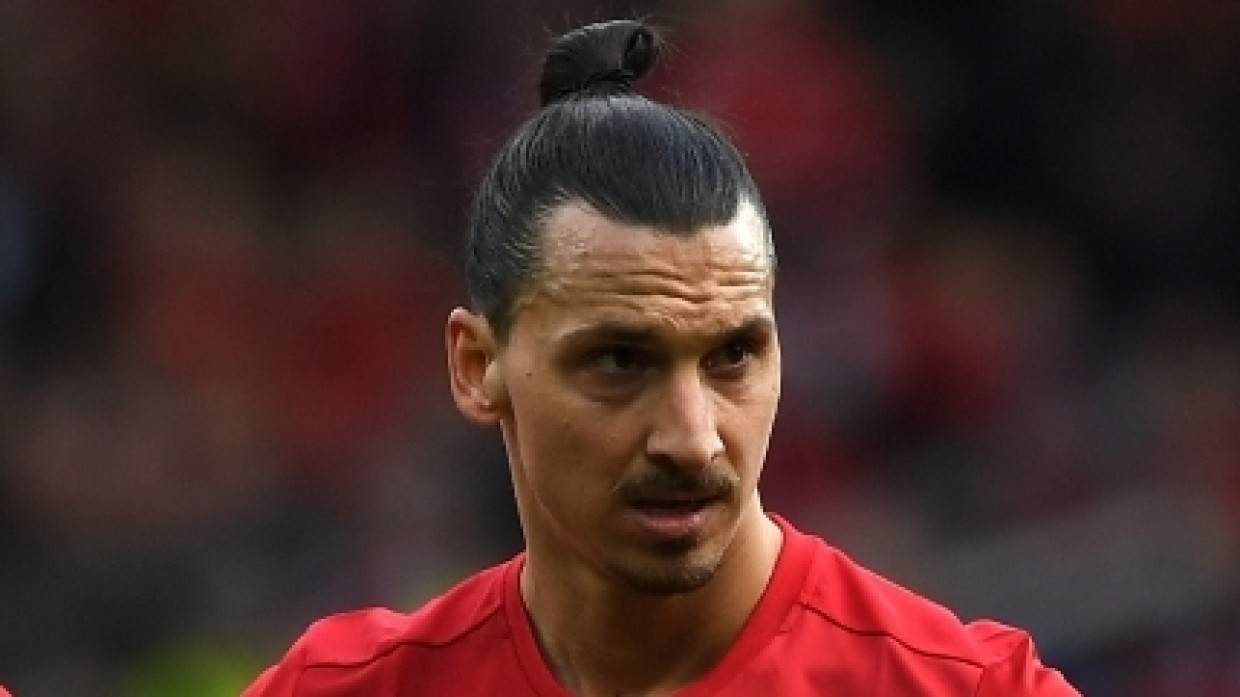 Ибрагимович забил 400-й гол в национальных чемпионатах за карьеру