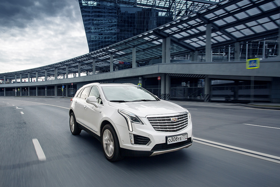 Судим о Cadillac XT5 по Mercedes-AMG GLE 43. Фото 6