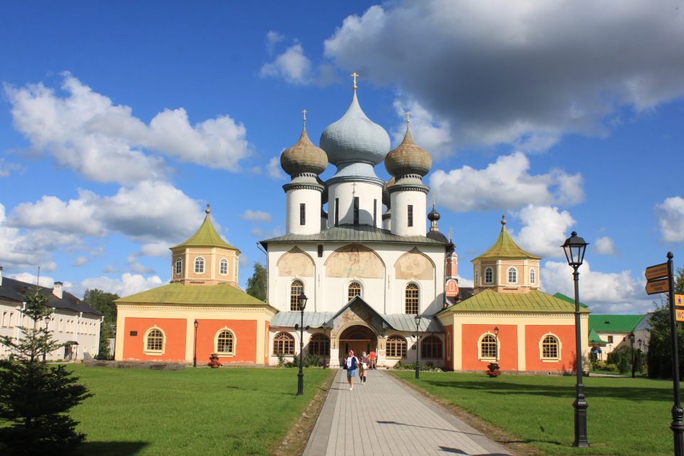 Открытки Тихвинский монастырь