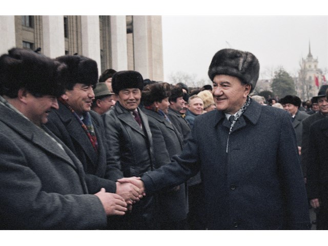 Алма-Ата-1986: Кто стоял за беспорядками в Казахстане на заре распада СССР Алма-Ата-1986: Кто стоял за беспорядками в Казахстане на заре распада СССР история