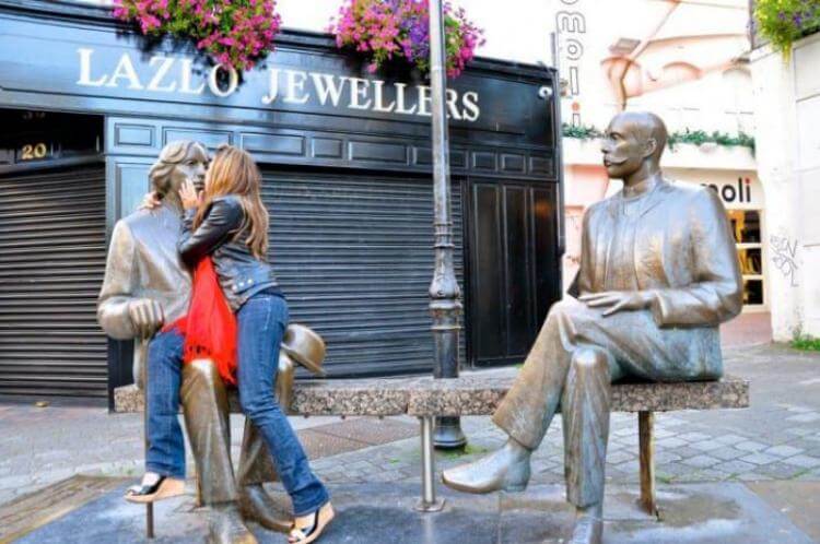 Как фотографии с памятниками, сделать незабываемыми: 28 примеров 