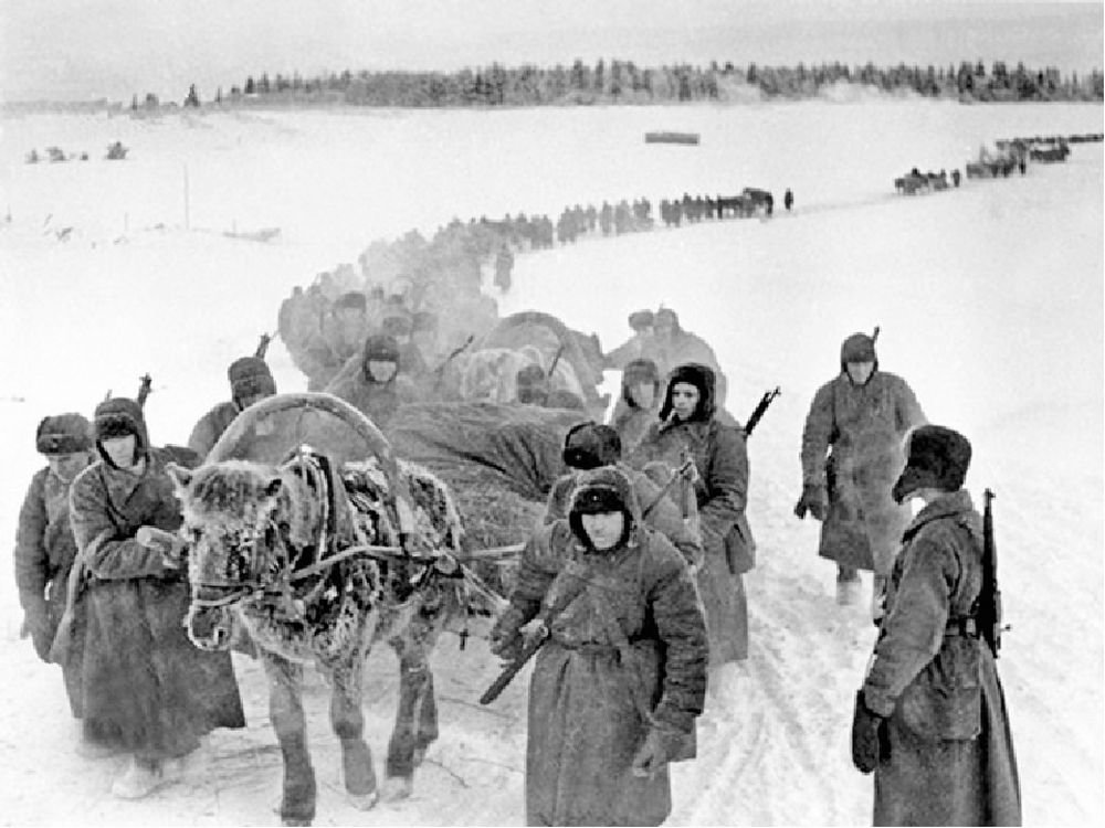 В военные годы переехали в. Дорогами войны. Дороги Великой Отечественной войны. Дорогами Великой Отечественной войны. Военные дороги зимой.