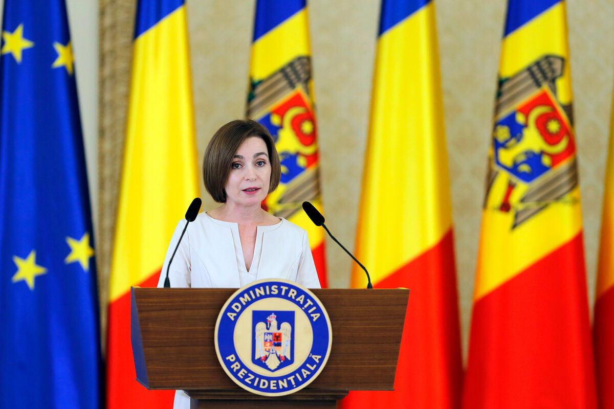 Президент Молдавии Санду призвала жителей Кишинева отметить 9 мая День Европы