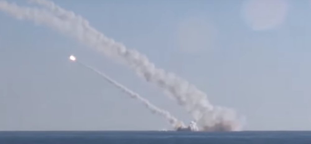 Эксперт о ракетном ударе по объектам ИГ в Сирии: Россия ослабила позиции боевиков
