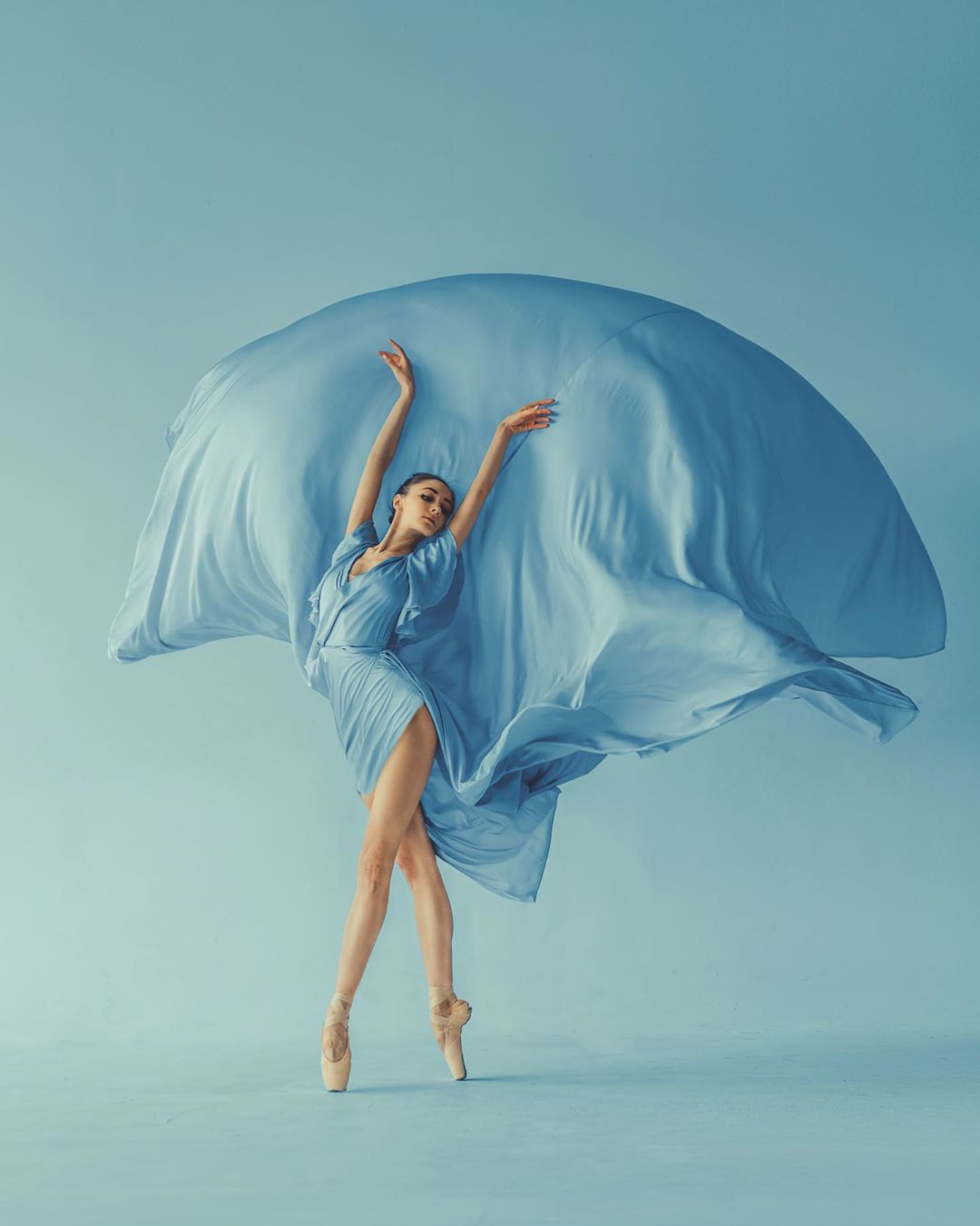 Красивые фотографии балерин Левенте Сабо Левенте, основном, более, Instagram, делится, работами, Своими, фотографии, балетной, портретной, специализируется, Levente, Россия, Москве, проживающий, время, настоящее, педагог, фотограф, талантливый