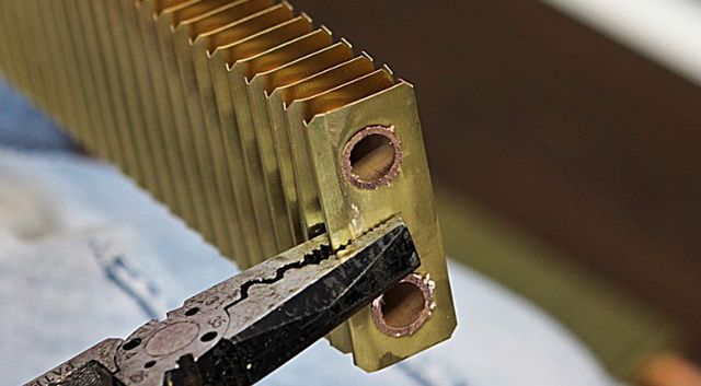 Установка теплого электрического плинтуса своими руками Установка теплого электрического плинтуса своими руками