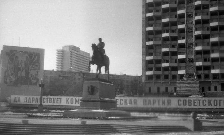 Про памятник Котовскому в Кишинёве и не только история