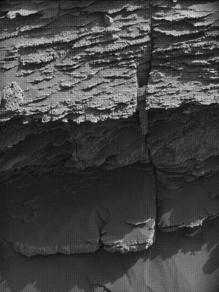 Curiosity обнаружил трехслойный хребет, который может предоставить новые доказательства существования воды на Марсе