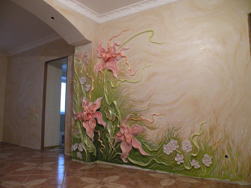 Барельеф на стене — стильное украшение интерьера