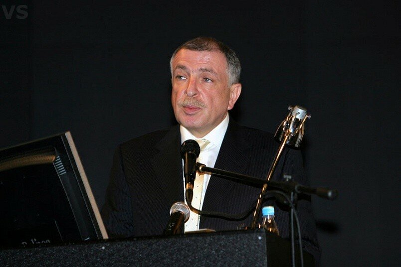 Куда делся бывший вице-премьер РФ Илья Клебанов, который по слухам сделал огромное состояние на продаже секретных разработок РФ