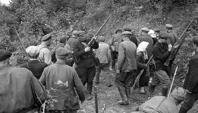 Почему советские  партизаны не расстреливали нацистских полицаев