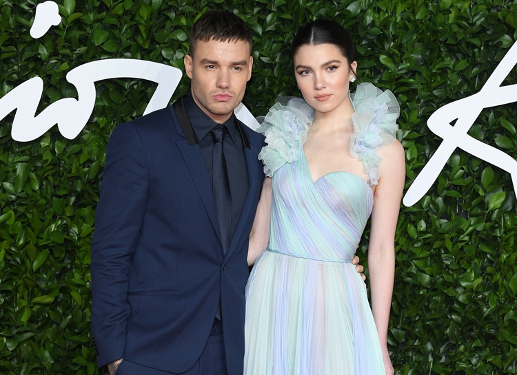 Экс-участник One Direction Лиам Пейн и его невеста Майя Генри снова вместе Экс-участник One Direction Лиам Пейн и его невеста Майя Генри снова вместе Звезды,Звездные пары