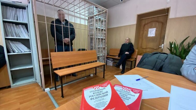 В Подмосковье суд заключил под стражу обвиняемого в отравлении алкоголем троих человек