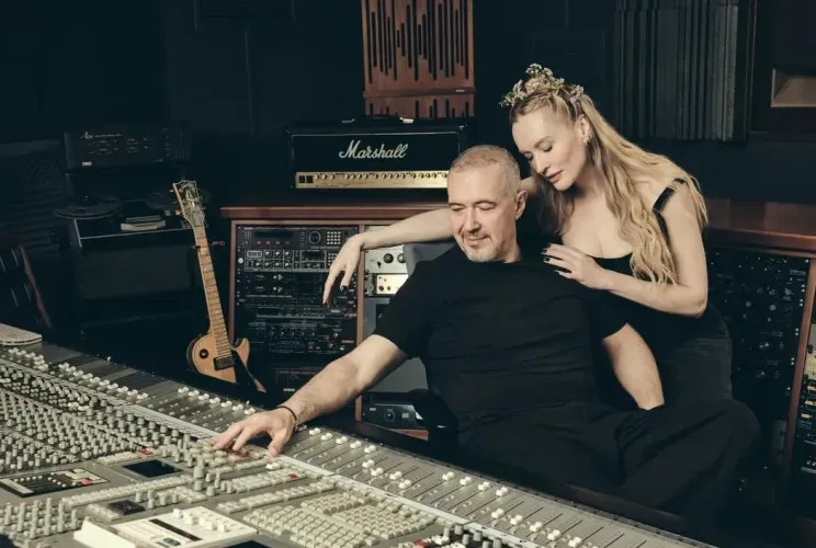 Наталья Давыдова и миллиардер Иван Стрешинский снялись в образах рокеров Стрешинский, Наталья, Давыдова, ДавыдоваИван, ДавыдоваНаталья, фотосессии, который, детей, мужем, санкциями, вместе, более, Супруги, поженились, Усманова, воспитывают, троих, находится, генеральный, Алишера