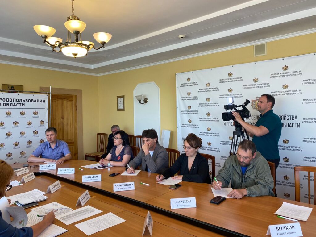 В Минприроды обсудили меры по подавлению численности непарного шелкопряда в Рязанской области