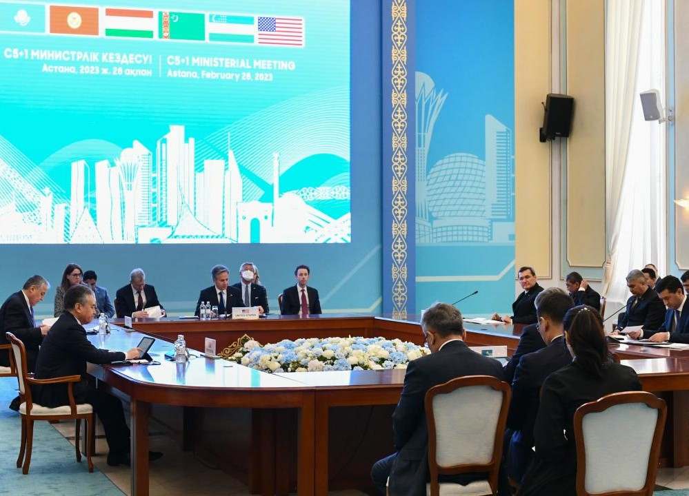 С5+1: США против того, чтобы страны ЦА сохраняли добрые отношения с РФ