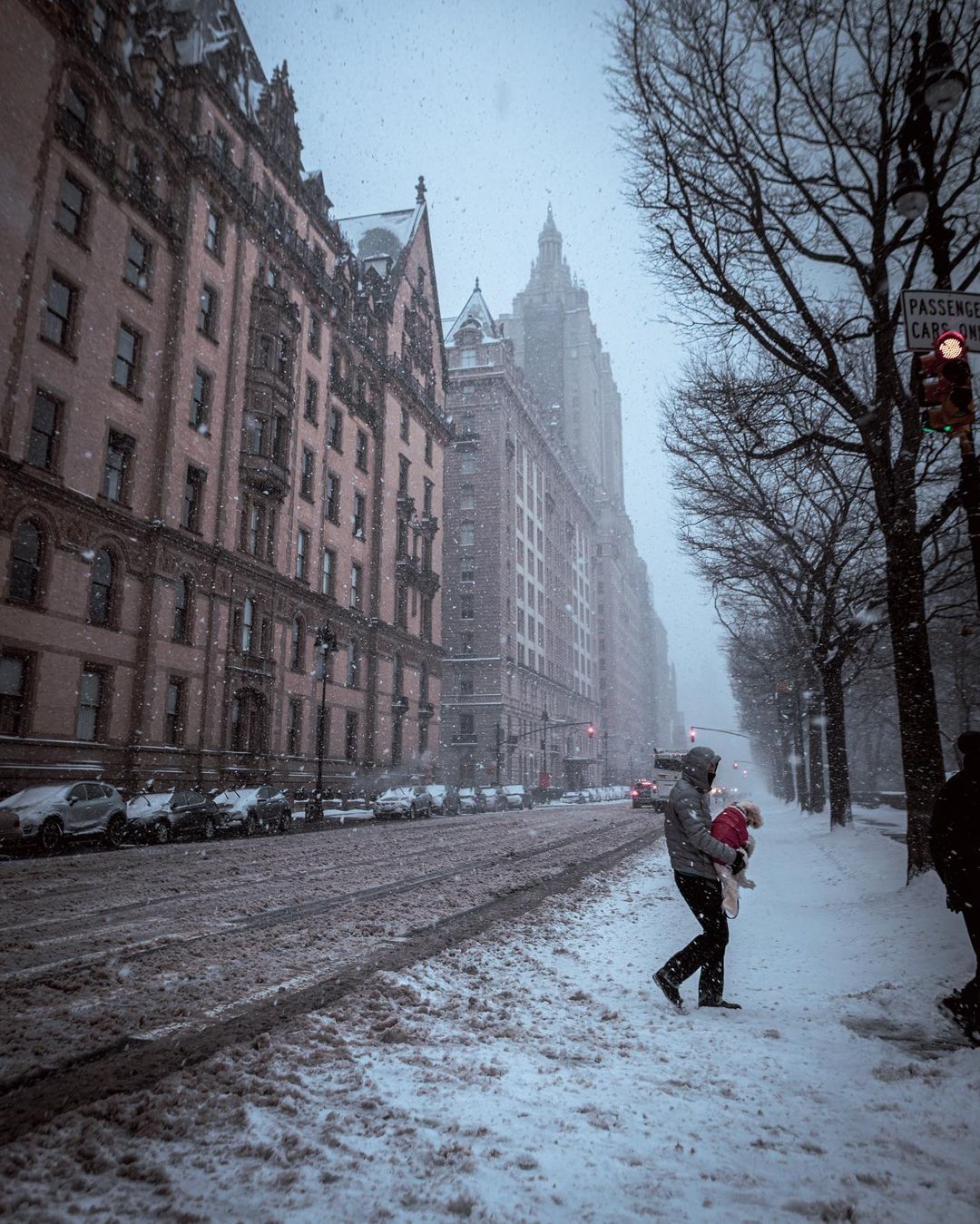 Атмосферные фотографии нью-йоркских улиц Джейсон, городской, НьюЙорка, Jason, талантливый, фотографсамоучка, исследователь, фокусируется, основном, уличной, фотографии, снимает, потрясающие, городские, пейзажи, улицах