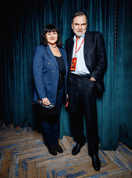 Алексей Чадов с сыном, Мария Кожевникова с детьми и другие гости премьеры фильма "Конек-Горбунок" Звезды,Красная дорожка