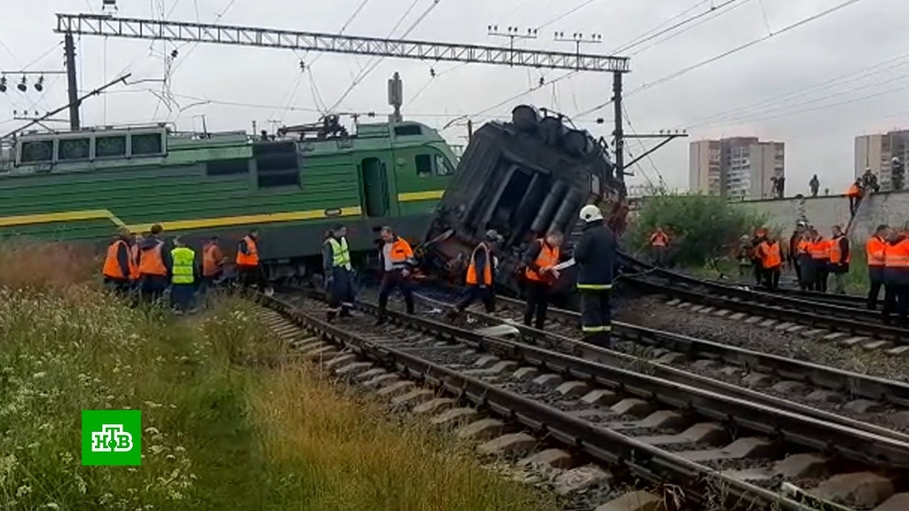 Вчера поезд. Крушение на станции Судженка. Столкновение тепловоза с вагоном по станции Лиски. На станции столкнулись два поезда. Поезд в Санкт Петербурге сошел с рельс.