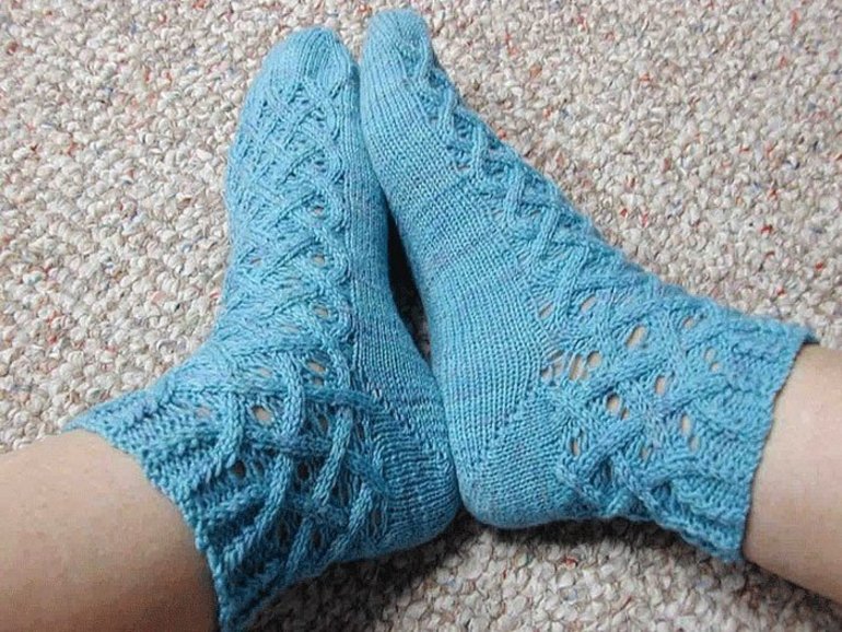 Топ 10 самых необычных видов модных вязаных носков носки, модели, узором, выполняют, которые, носков, цветов, решение, можно, могут, спицами, поэтому, пятки, помощью, пряжи, крючком, вязания, сделать, такие, опираясь