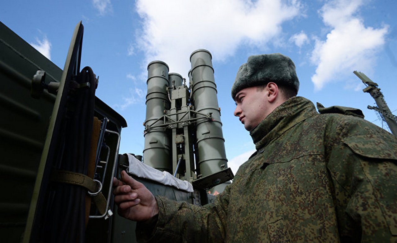 Многомиллиардная прибыль: оружие России пользуется спросом у иностранцев Многомиллиардная прибыль: оружие России пользуется спросом у иностранцев