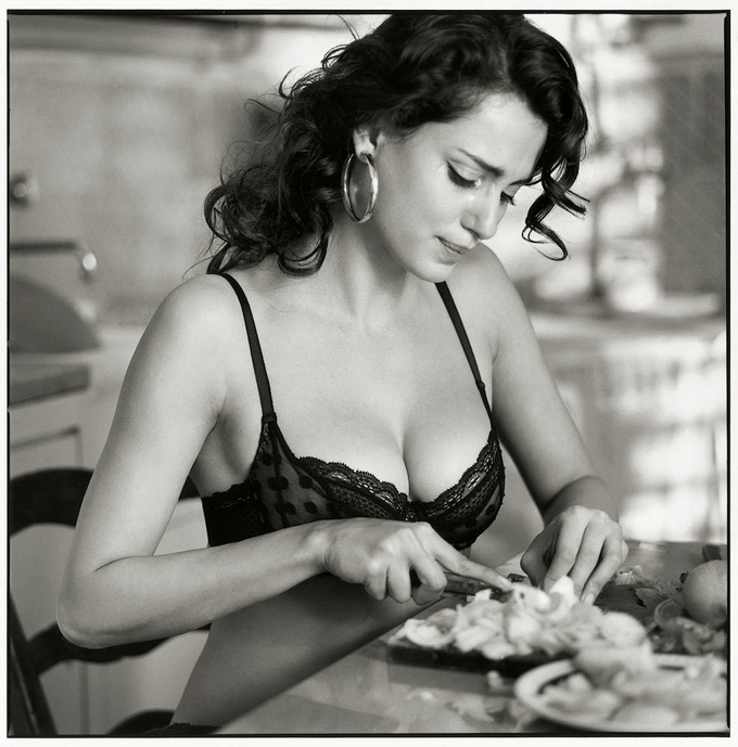 Чувственные фотографии девушек от французского фотографа Чувственные фотографии девушек от французского фотографа фотография