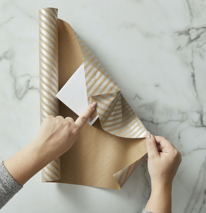 Этот японский метод упаковки подарка гениален чтобы, упаковки, бумагу, коробки, бумаги, подарок, метод, складку, используйте, подарочной, месте, верхней, будет, можете, подарка, сгиба, вытягивания, правой, рукой, подарки