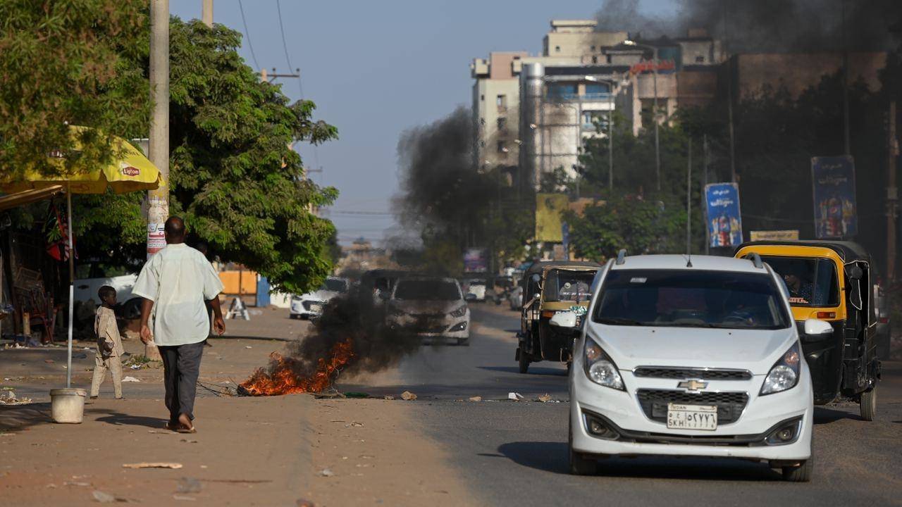 Следствие вмешательства США: Шугалей объяснил переворот в Судане провалом проамериканской политики Весь мир