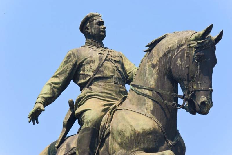 Про памятник Котовскому в Кишинёве и не только история