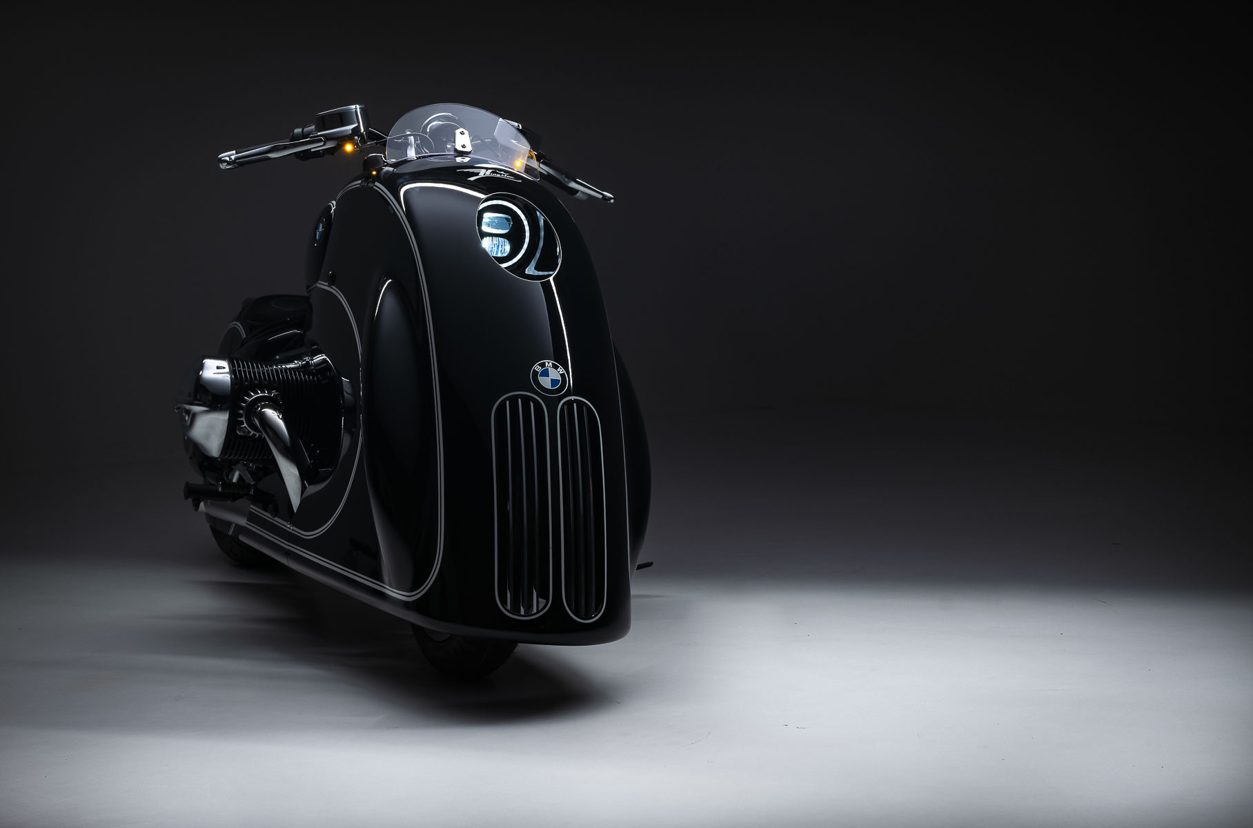 Одержимость BMW большими «ноздрями» добралась и до мотоциклов Одержимость BMW большими «ноздрями» добралась и до мотоциклов Новости