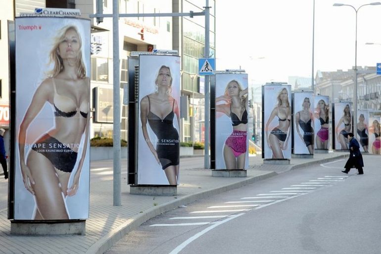 Вот она - основная причина аварий! юмор