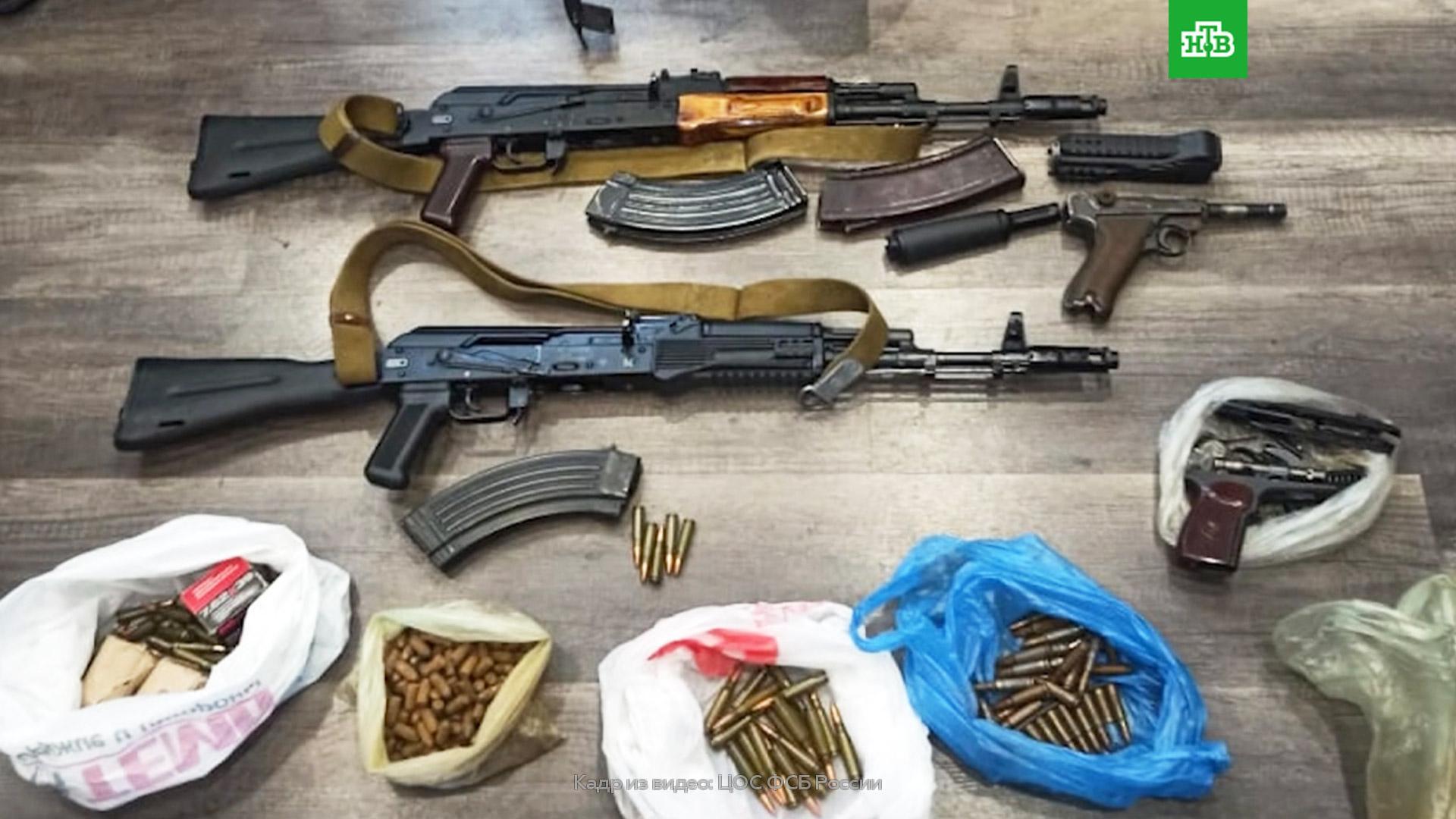 ФСБ задержала подпольных оружейников в 25 регионах