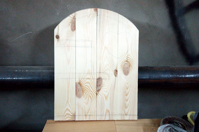 Сделал полочку из дерева в подарок Сделал полочку из дерева в подарок самоделкин