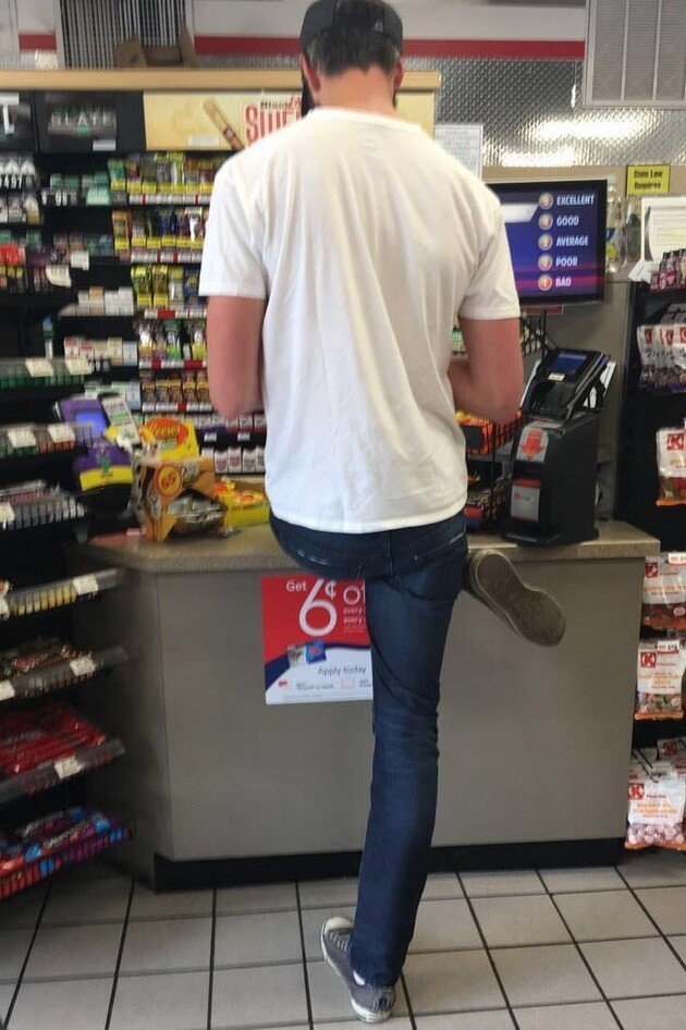 Фотографии, которые заставят задаться вопросом "Что здесь происходит?" Фотографии, которые заставят задаться вопросом "Что здесь происходит?" позитив,смешные картинки,юмор