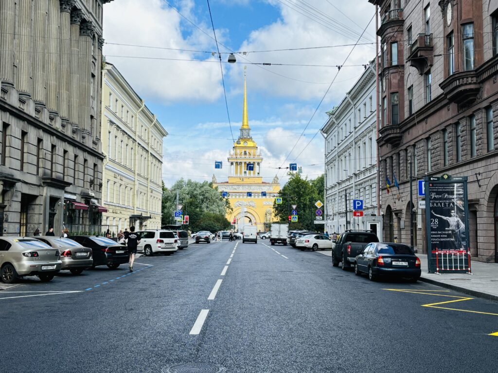 В городских агломерациях до конца года обновят более 3,5 тысяч километров дорог