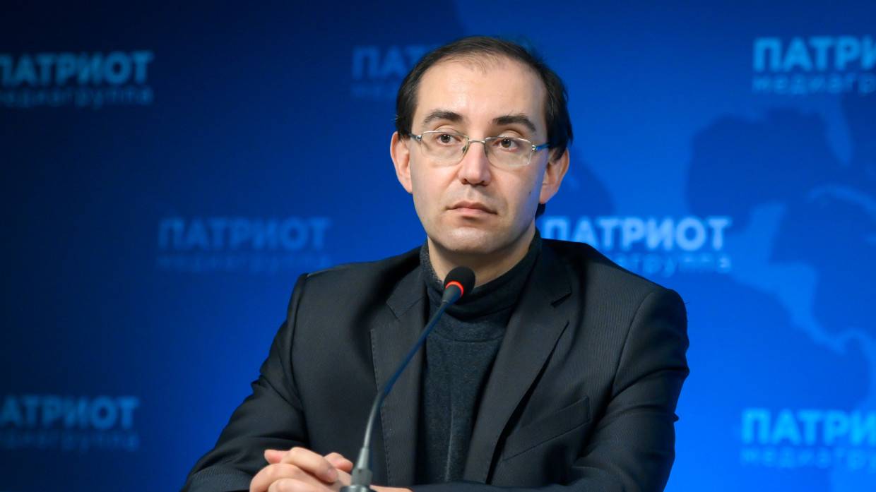 «Спрятаться, сжаться»: психолог Армер описал поведение пострадавших от насилия детей