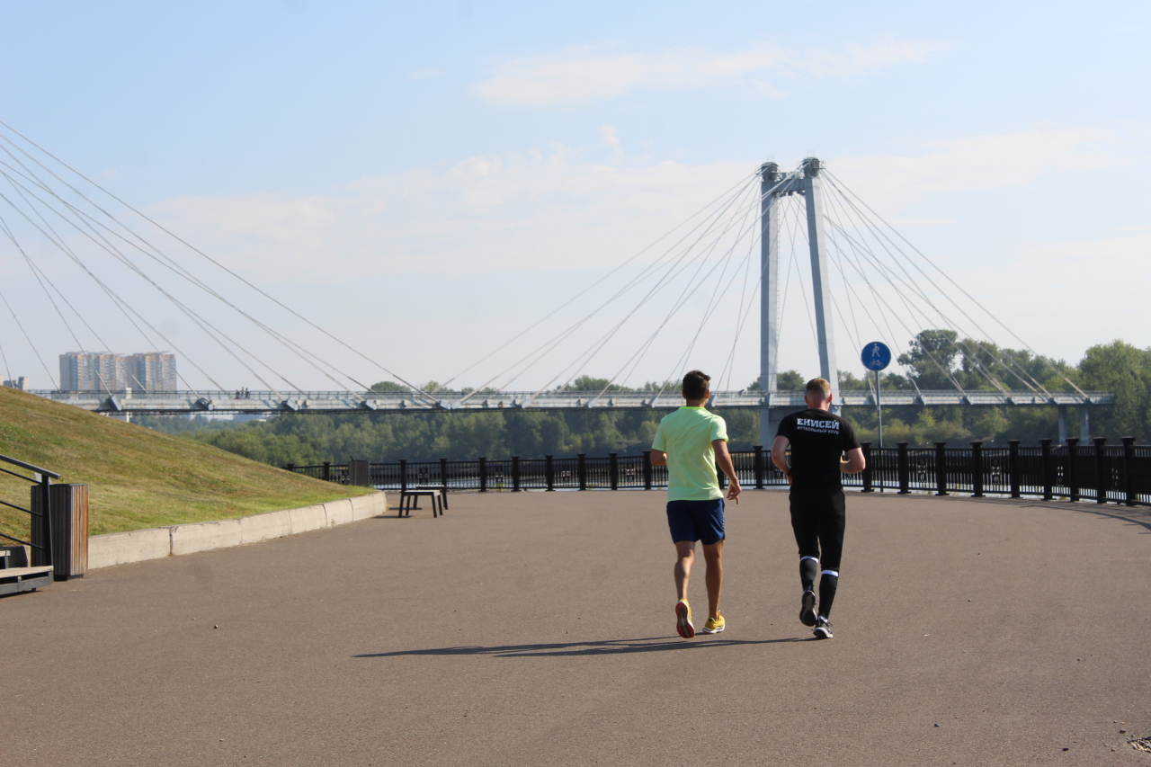 Посещаемые места в красноярске. Остров отдыха Красноярск. Красноярск. Красноярск места. Российские городки.