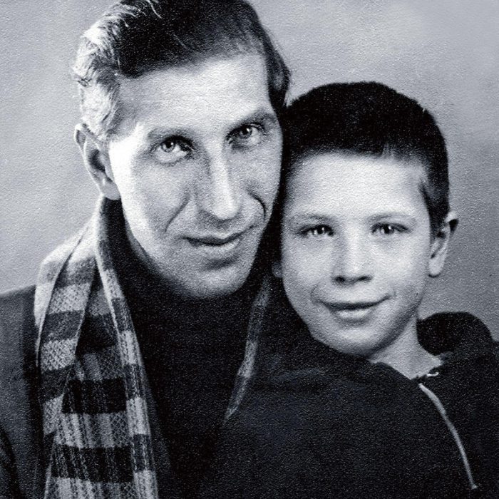 Почему Сергей Филиппов отказывался от общения с родным сыном 