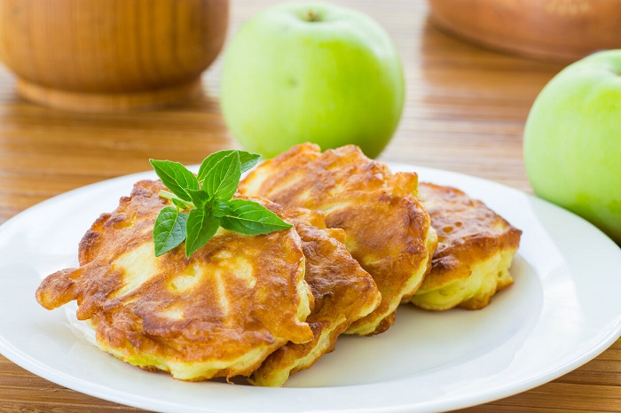 Не штрудель и не шарлотка: 5 рецептов осенних блюд с яблоками кулинария,рецепты